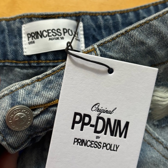 Princess Polly Feels Like Summer Ripped Denim Cutoff Jean Shorts Size 6 New Tag - Picture 3 of 7